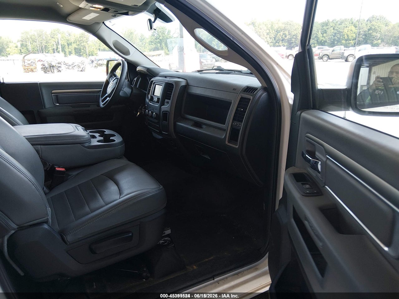 2018 RAM 1500 TRADESMAN  4X2 8' BOX · 5/11
