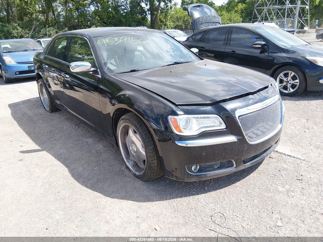 2C3CCAKT1DH****** · 2013 CHRYSLER 300C AWD