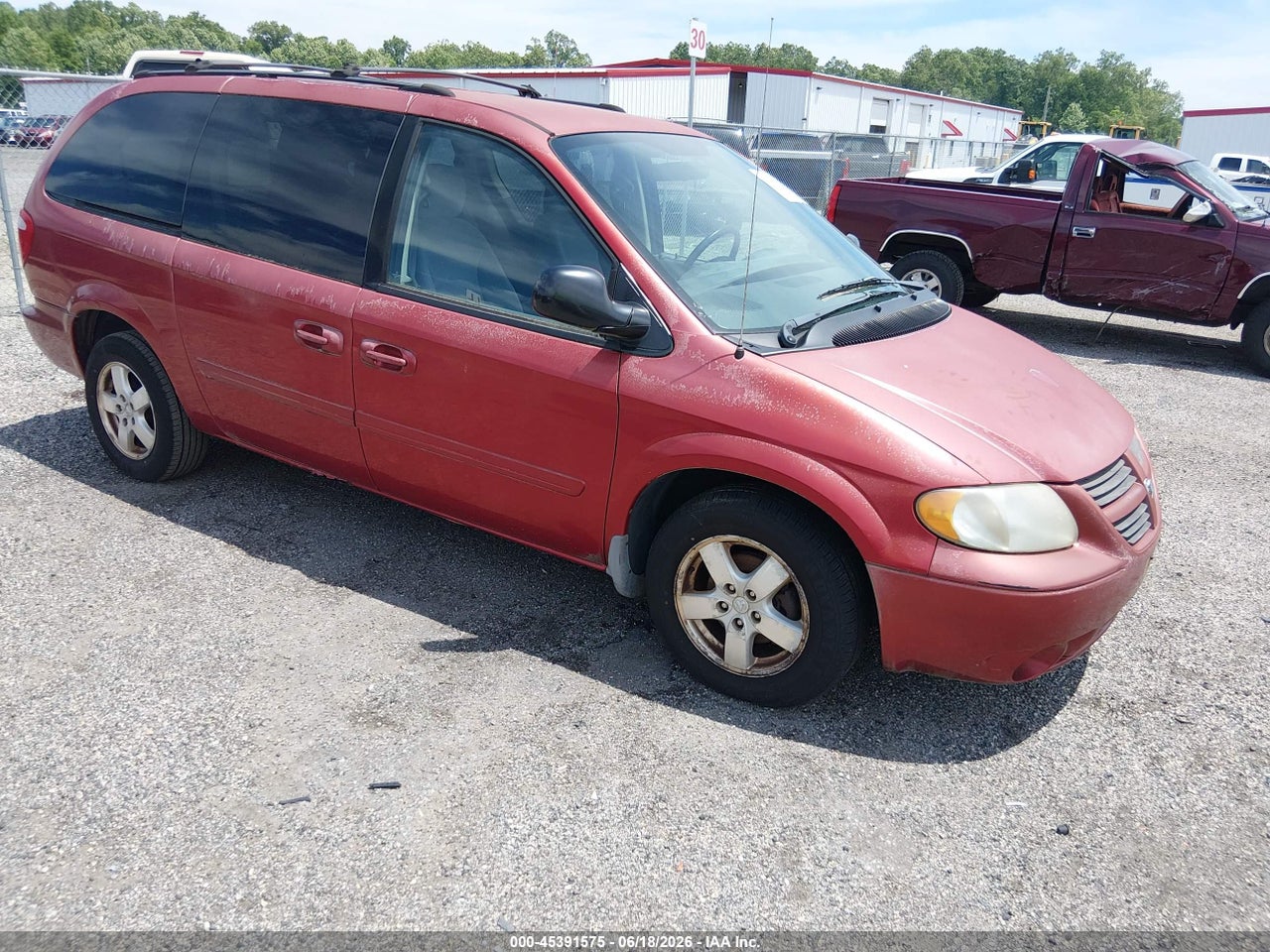 2D4GP44L85R****** · 2005 DODGE CARAVAN SXT