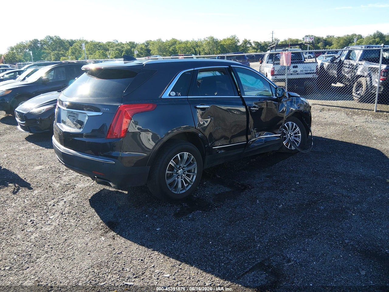 2017 CADILLAC XT5 LUXURY · 4/11