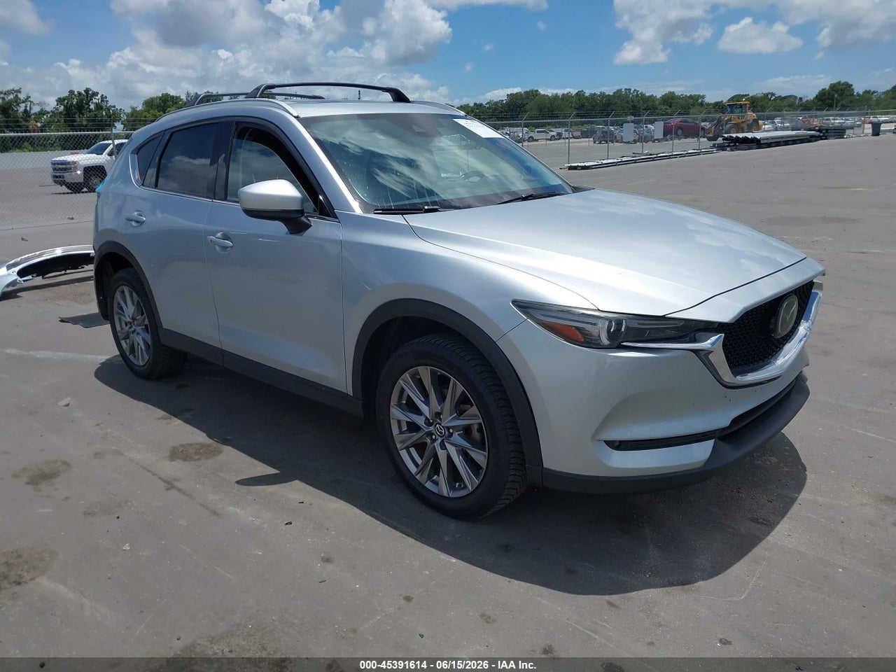 JM3KFADM3L0****** · 2020 MAZDA CX-5 GRAND TOURING