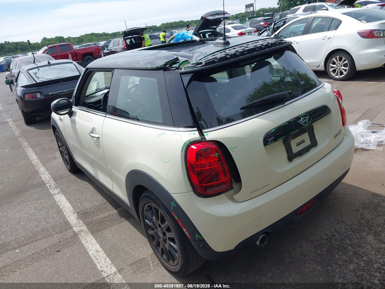 2021 MINI HARDTOP COOPER · 3/11