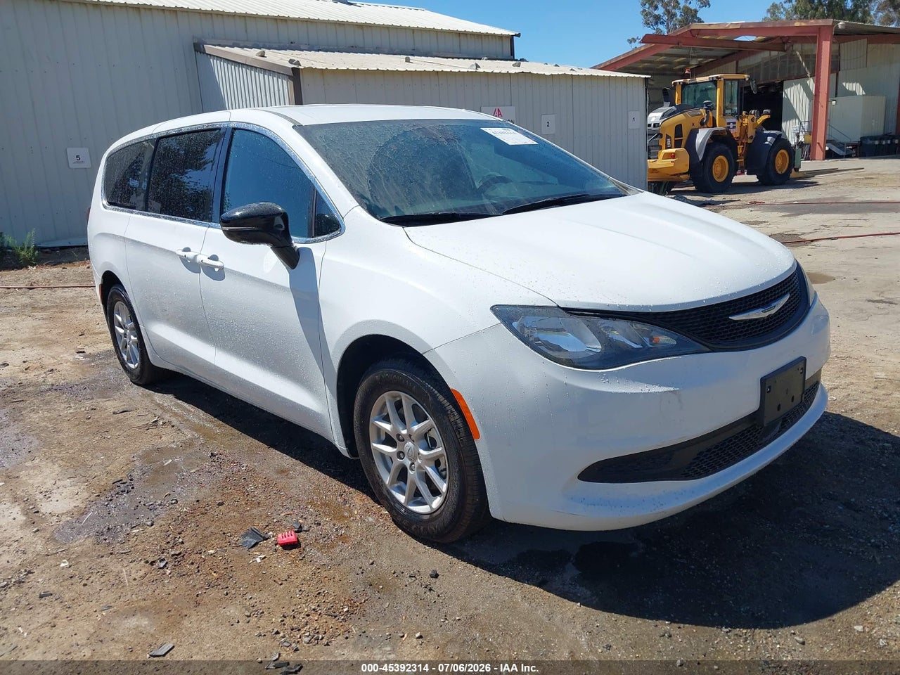 2C4RC1CGXSR****** · 2025 CHRYSLER VOYAGER LX