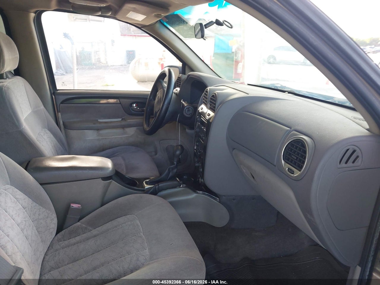 2003 GMC ENVOY SLE · 5/11