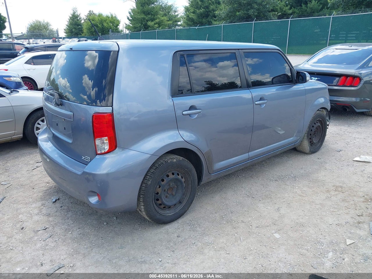 2012 SCION XB · 4/11