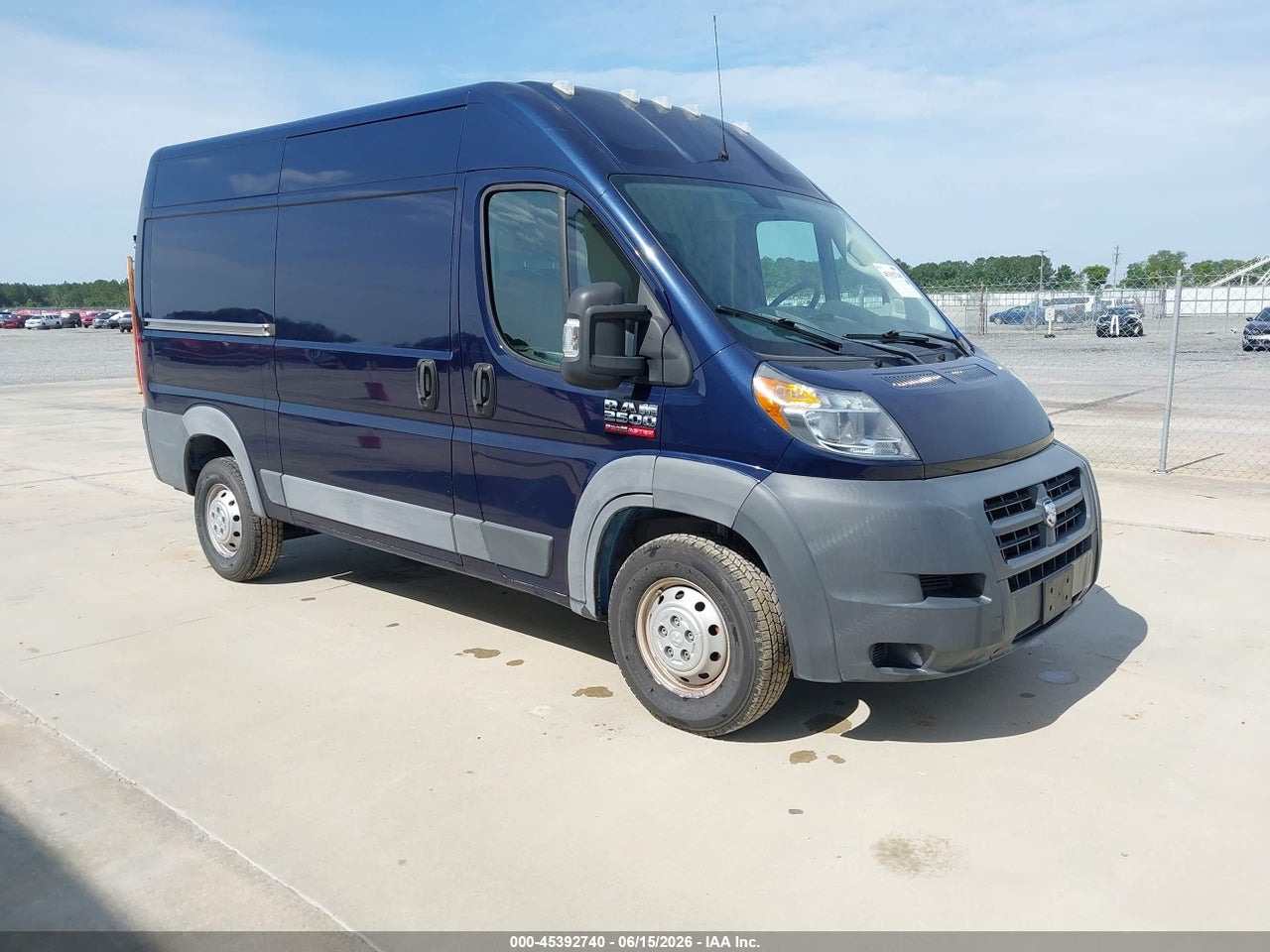 3C6TRVCGXJE****** · 2018 RAM PROMASTER 2500 HIGH ROOF 136 WB
