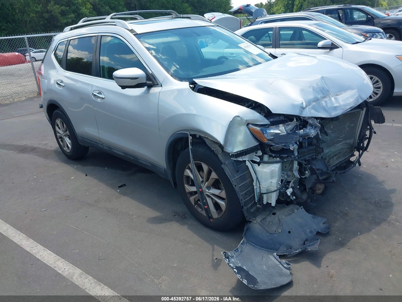 5N1AT2MT0GC****** · 2016 NISSAN ROGUE SV