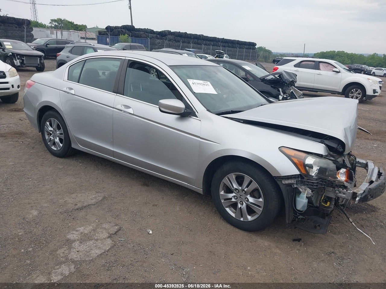 1HGCP2F47BA****** · 2011 HONDA ACCORD 2.4 LX-P