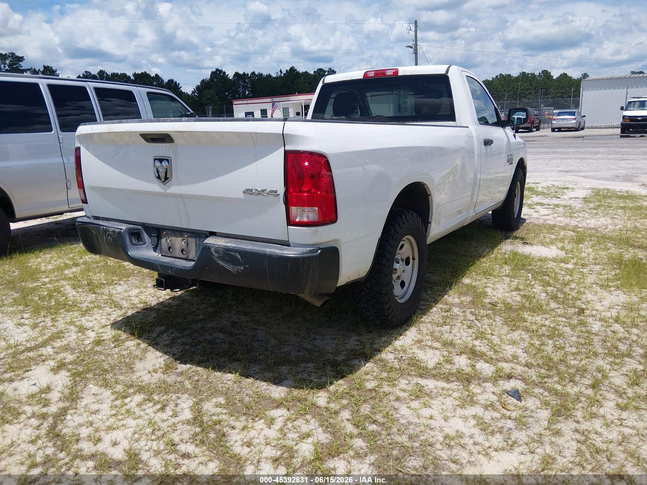 2020 RAM 1500 CLASSIC TRADESMAN  4X4 8' BOX · 4/11