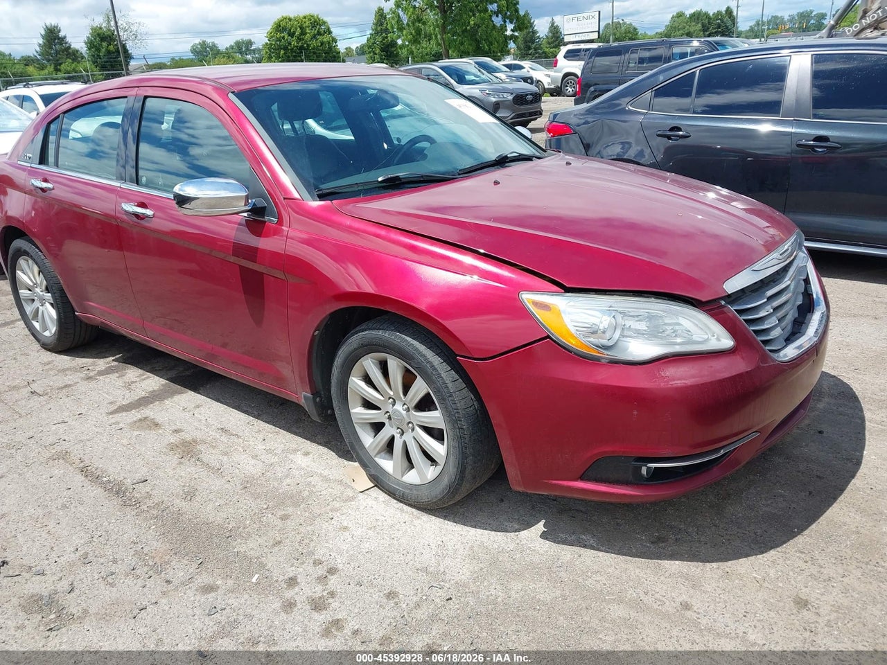 1C3CCBCGXDN****** · 2013 CHRYSLER 200 LIMITED