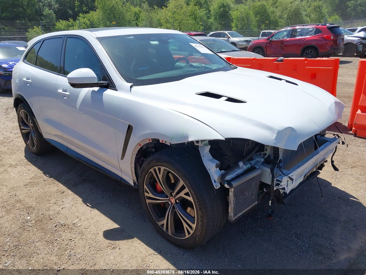 SADCZ2EE5NA****** · 2022 JAGUAR F-PACE SVR P550 AWD AUTOMATIC