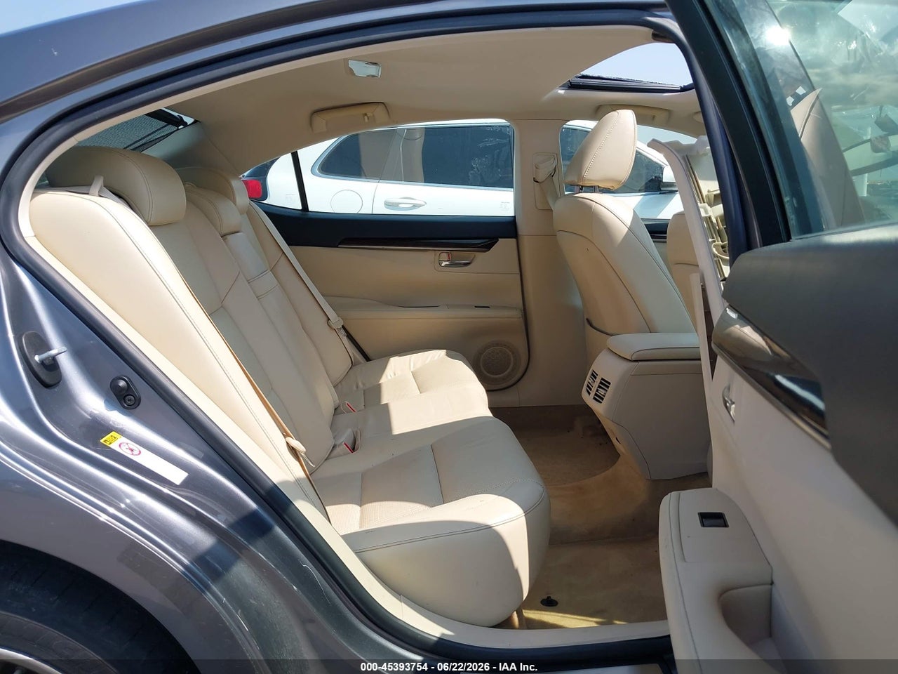 JTHBK1GG7F2****** · 2015 LEXUS ES 350   · 8/11