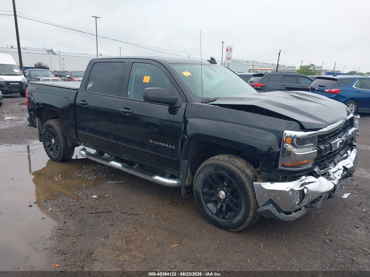 3GCUKREC8JG****** · 2018 CHEVROLET SILVERADO 1500 LT