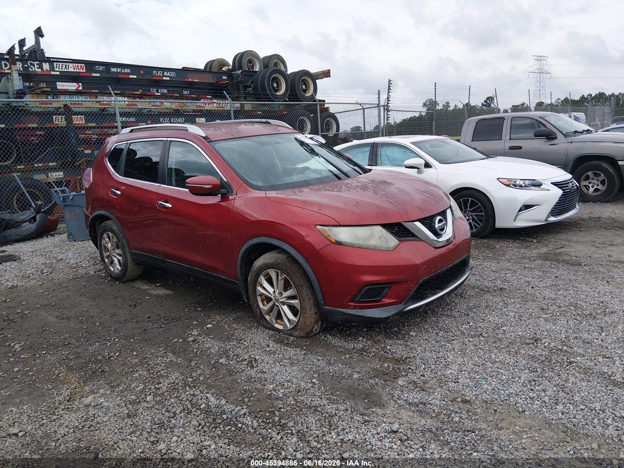 KNMAT2MT4FP****** · 2015 NISSAN ROGUE SV