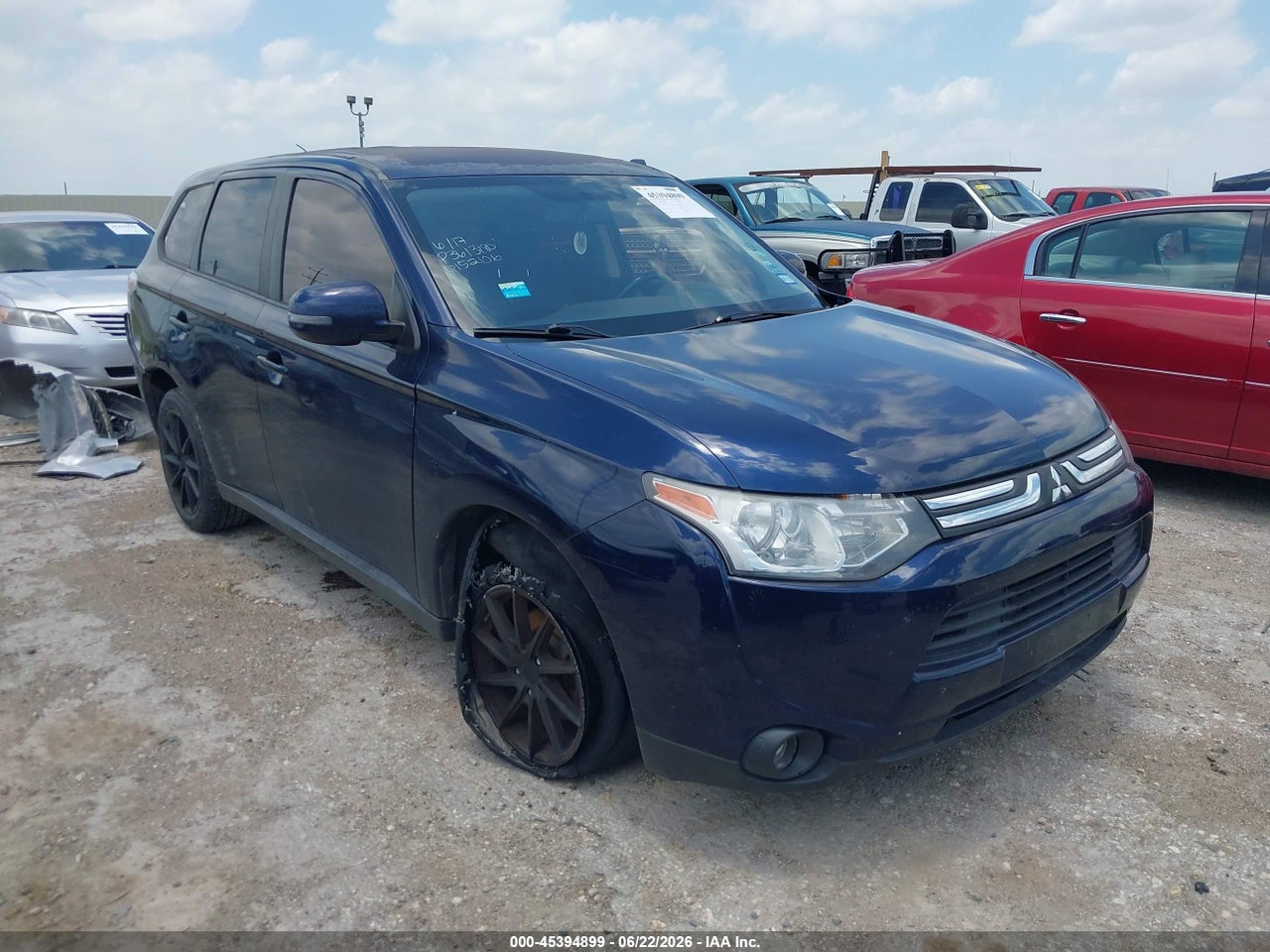 JA4AD3A35EZ****** · 2014 MITSUBISHI OUTLANDER SE