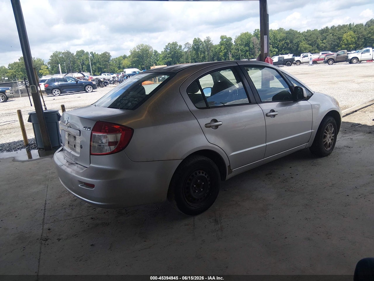2012 SUZUKI SX4 LE/LE POPULAR · 4/10