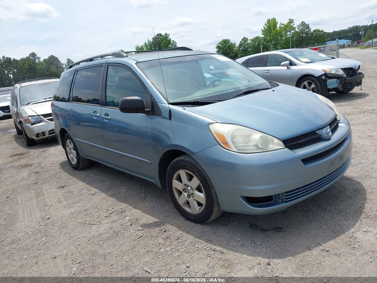 5TDZA23C85S****** · 2005 TOYOTA SIENNA LE