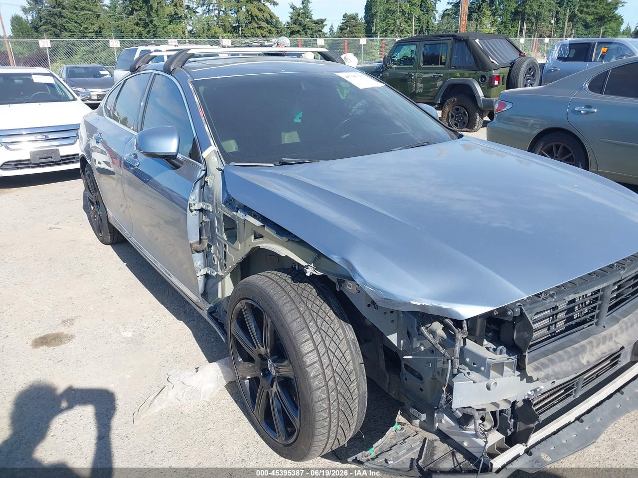 YV1A22ML6H1****** · 2017 VOLVO S90 T6 INSCRIPTION