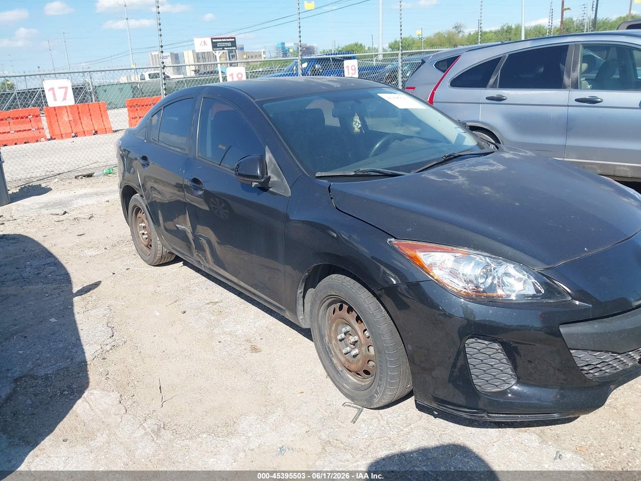 JM1BL1U76D1****** · 2013 MAZDA MAZDA3 I SPORT