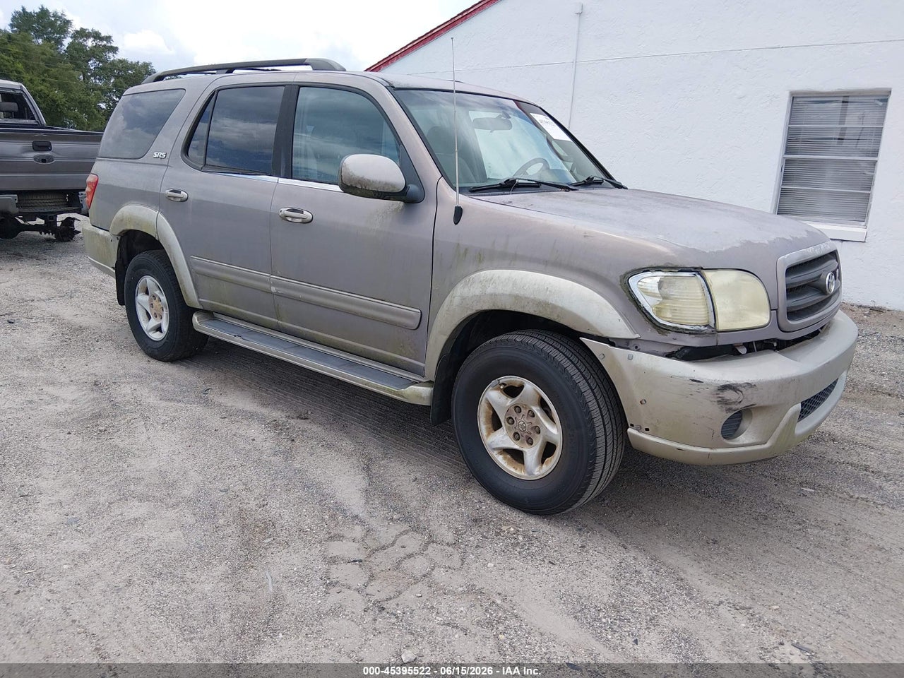5TDZT34AX1S****** · 2001 TOYOTA SEQUOIA SR5 V8