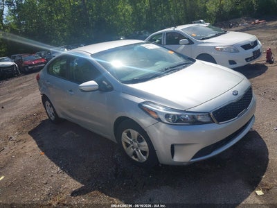 3KPFK4A74HE****** · 2017 KIA FORTE LX