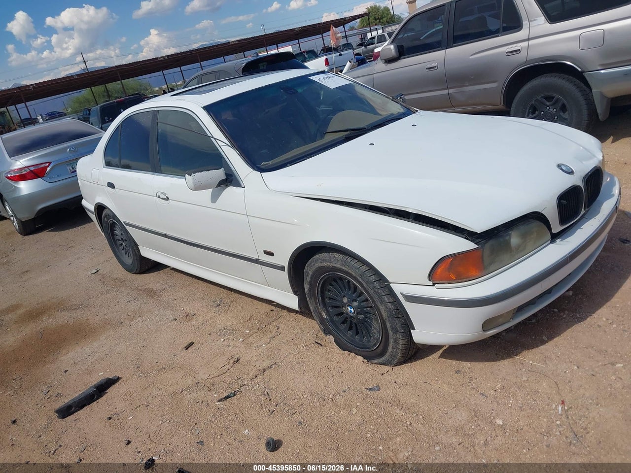WBADN6349YG****** · 2000 BMW 540IA