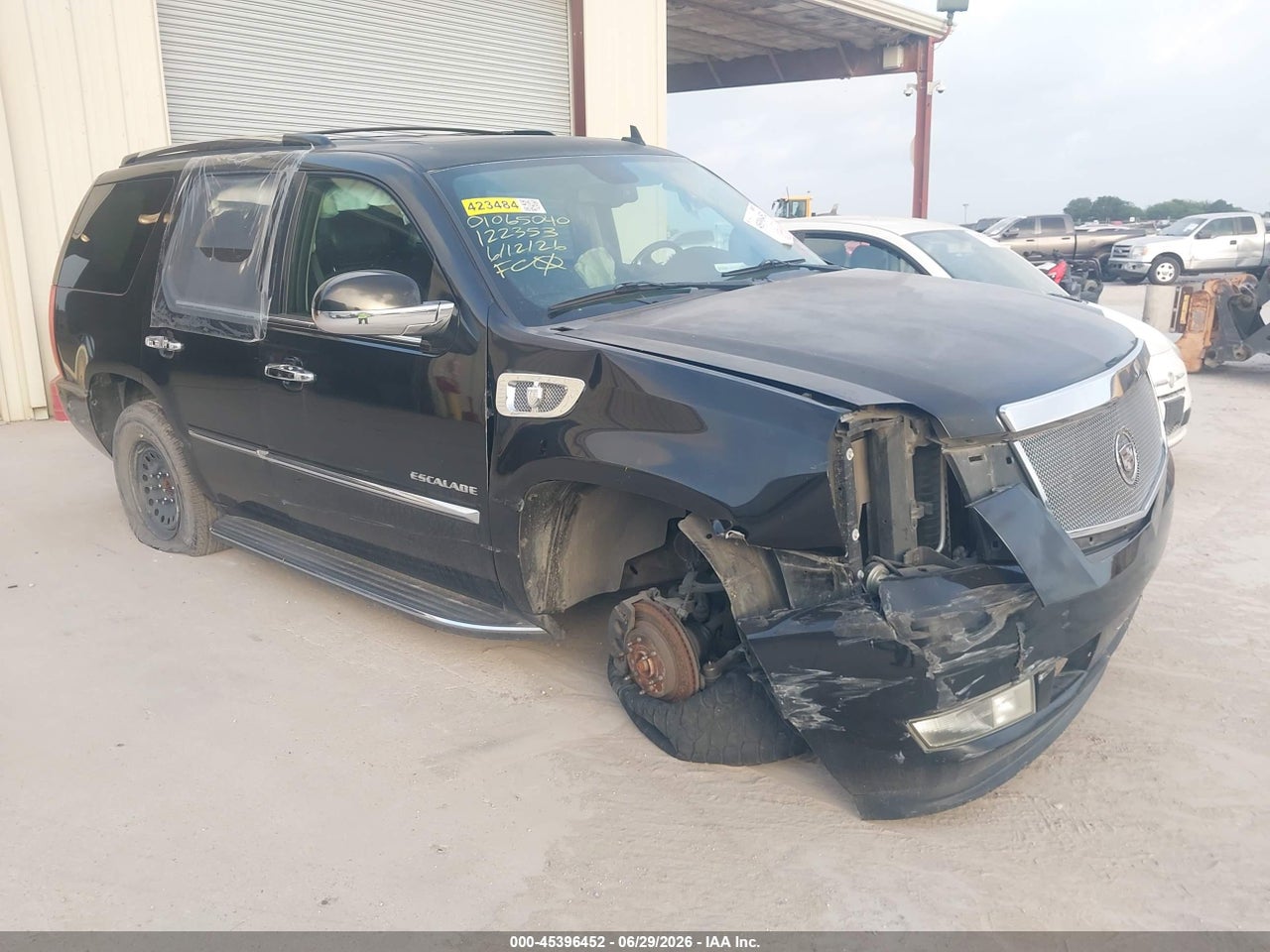 1GYUKBEF0AR****** · 2010 CADILLAC ESCALADE LUXURY