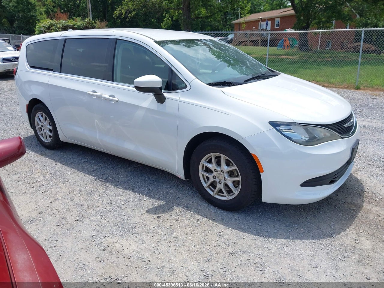 2C4RC1CG0JR****** · 2018 CHRYSLER PACIFICA LX