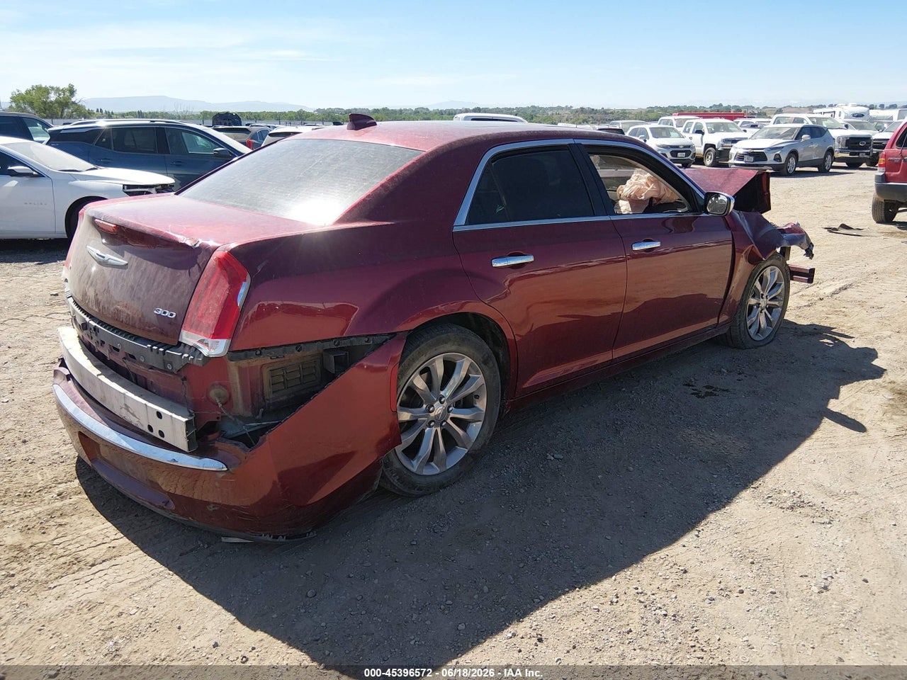 2018 CHRYSLER 300 LIMITED AWD · 4/11