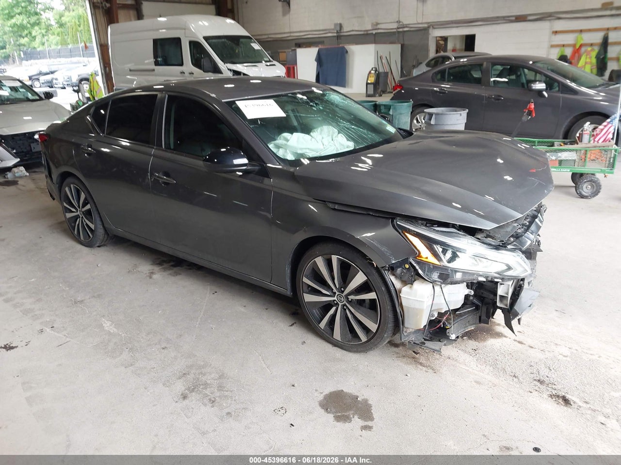 1N4BL4CV7LC****** · 2020 NISSAN ALTIMA SR FWD