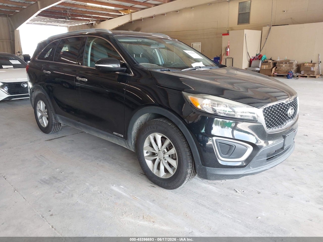 5XYPGDA51GG****** · 2016 KIA SORENTO 3.3L LX