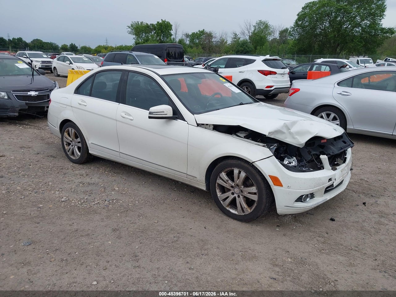 WDDGF8BB0BR****** · 2011 MERCEDES-BENZ C 300 LUXURY 4MATIC/SPORT 4MATIC