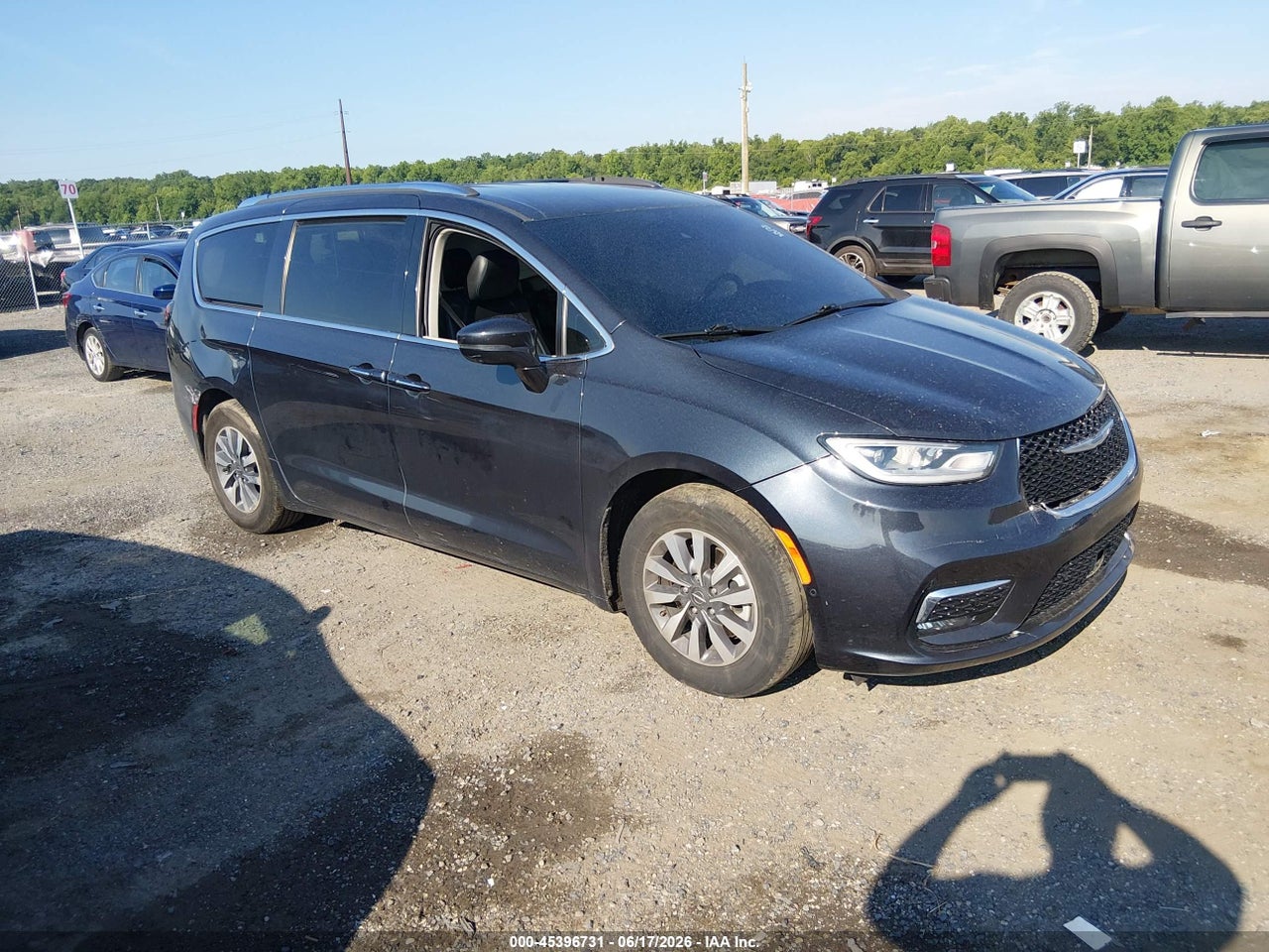 2021 CHRYSLER PACIFICA HYBRID TOURING L
