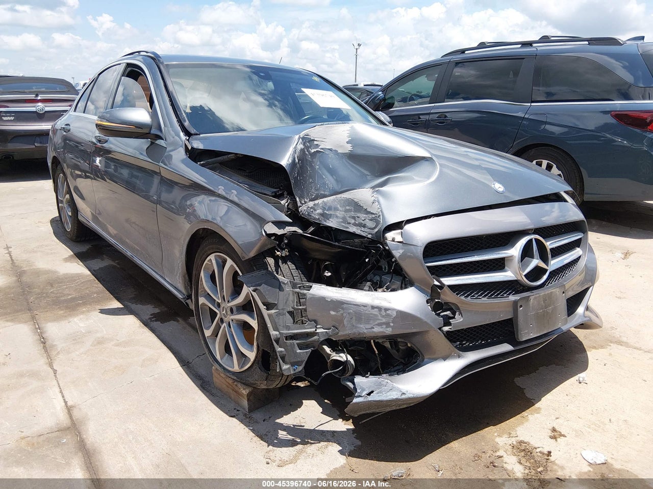55SWF4JB4HU****** · 2017 MERCEDES-BENZ C 300