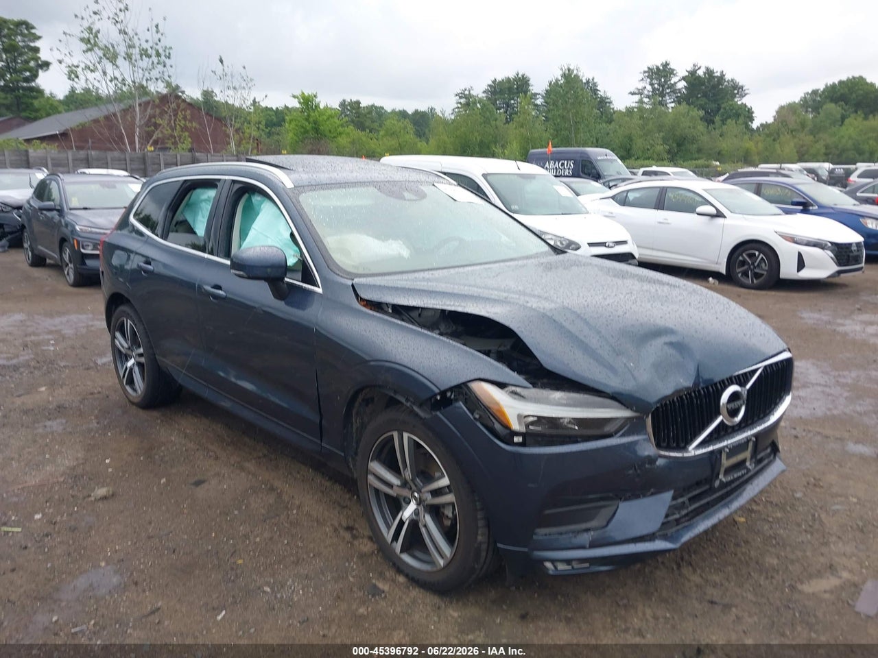 YV4102RKXM1****** · 2021 VOLVO XC60 T5 MOMENTUM