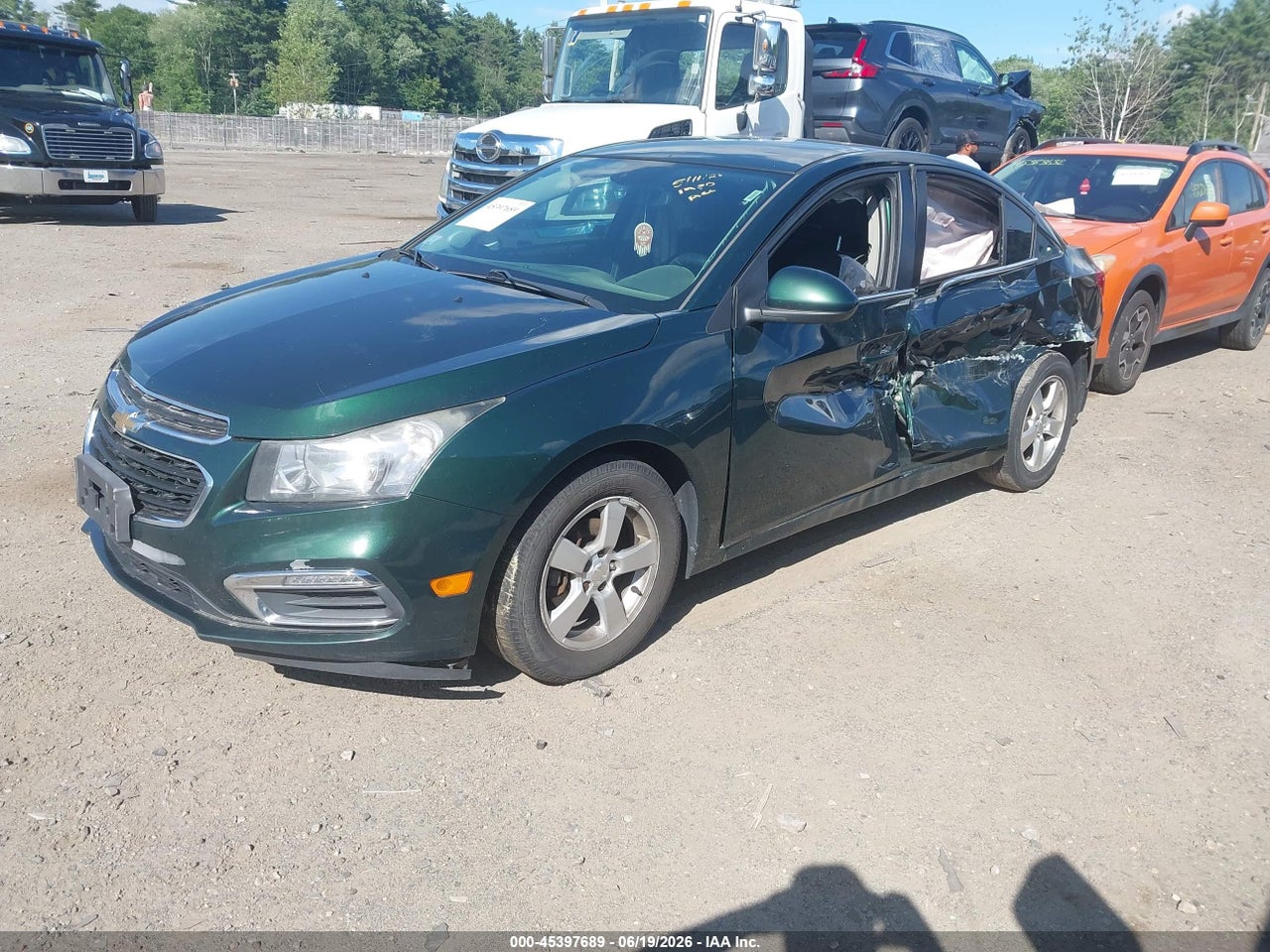 2015 CHEVROLET CRUZE 2LT AUTO · 2/11