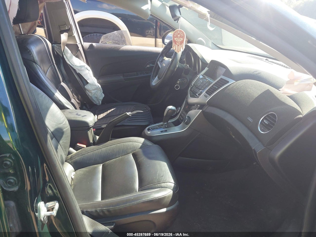 2015 CHEVROLET CRUZE 2LT AUTO · 5/11
