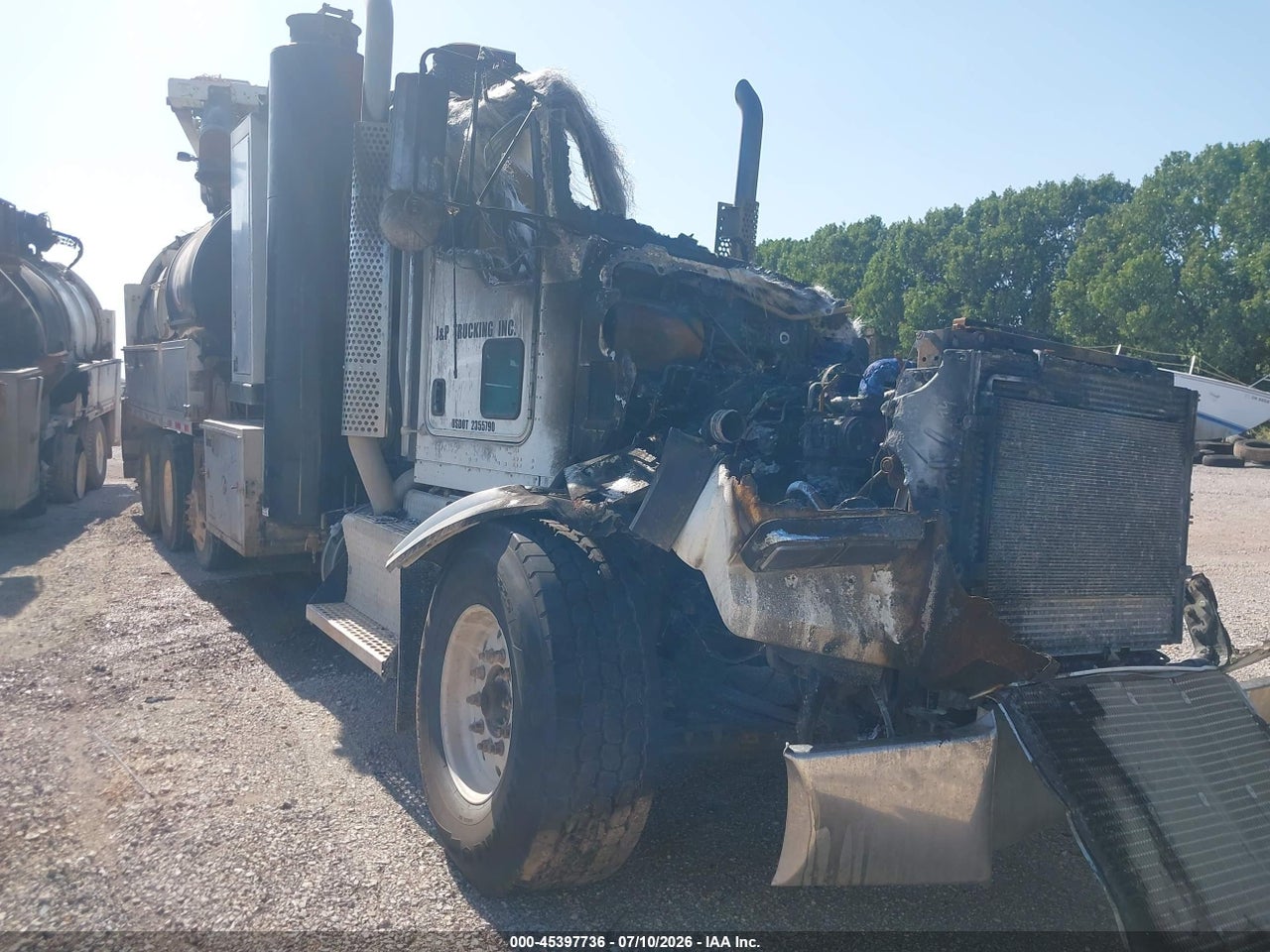 1NKZL70X9JJ****** · 2018 KENWORTH T880
