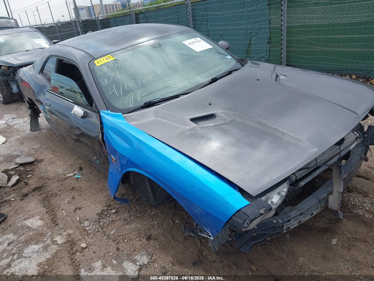 2C3CDYAG3DH****** · 2013 DODGE CHALLENGER SXT