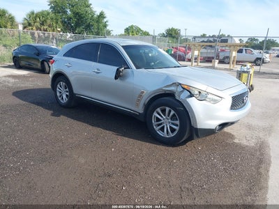 JN8CS1MU4HM****** · 2017 INFINITI QX70