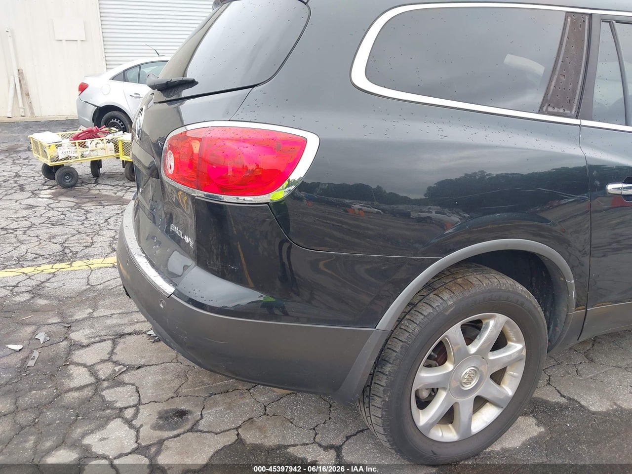 2010 BUICK ENCLAVE 1XL · 6/11