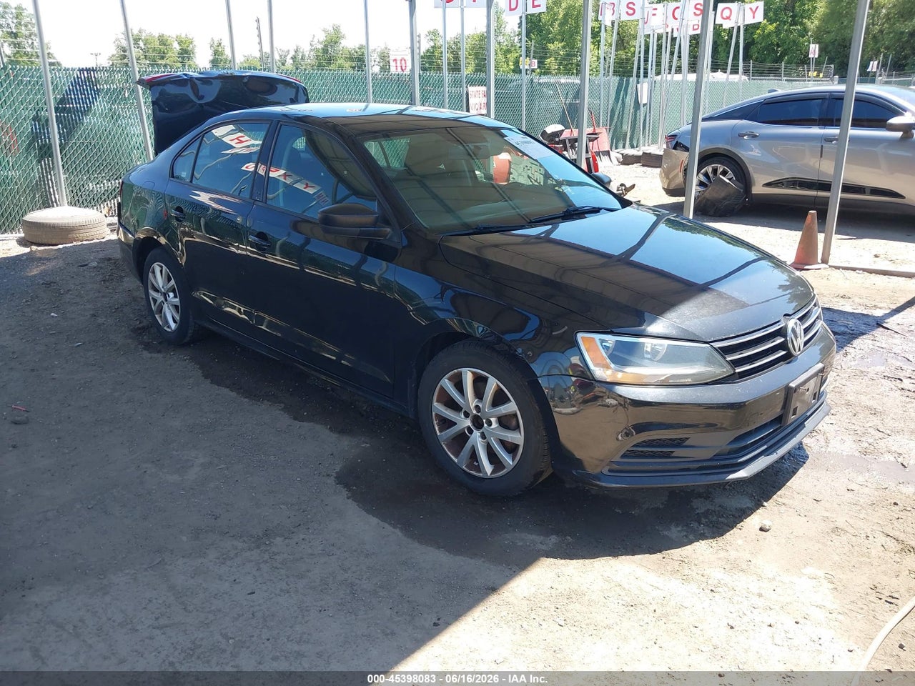3VWD17AJ3FM****** · 2015 VOLKSWAGEN JETTA 1.8T SE