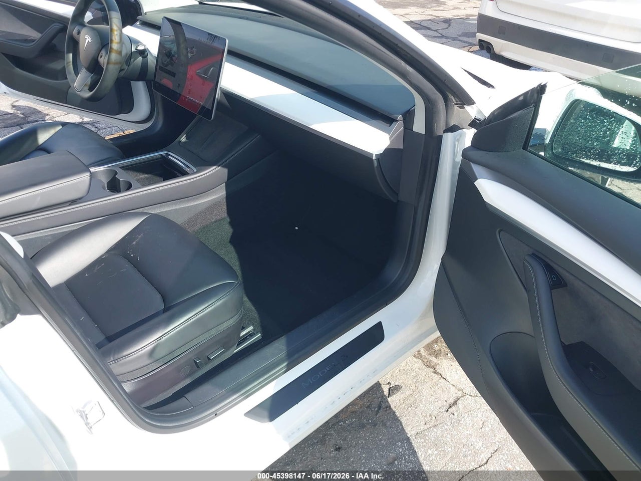 2021 TESLA MODEL 3 STANDARD RANGE PLUS REAR-WHEEL DRIVE · 5/9
