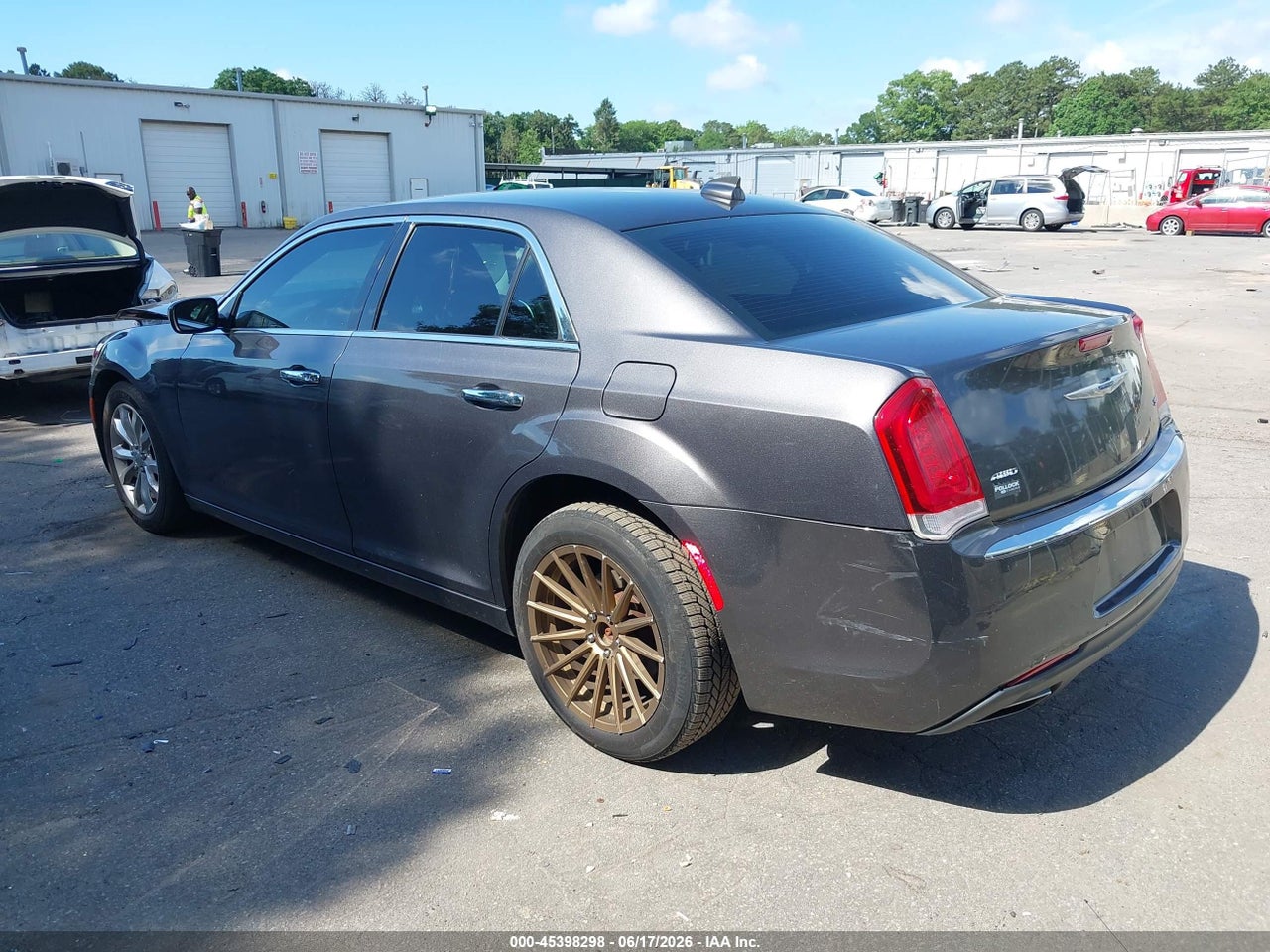 2018 CHRYSLER 300 LIMITED AWD · 3/11