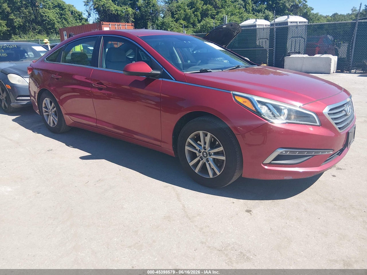 5NPE24AF7FH****** · 2015 HYUNDAI SONATA SE