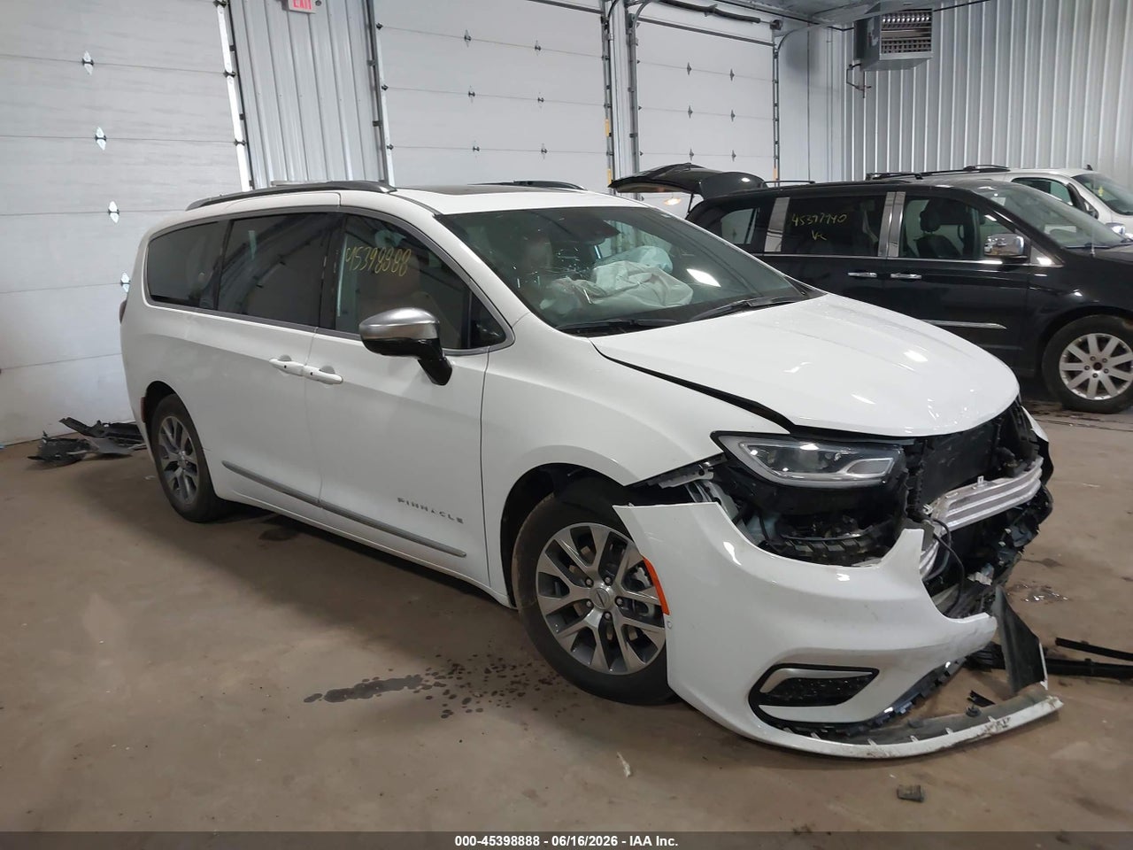 2C4RC1N77SR****** · 2025 CHRYSLER PACIFICA HYBRID PINNACLE
