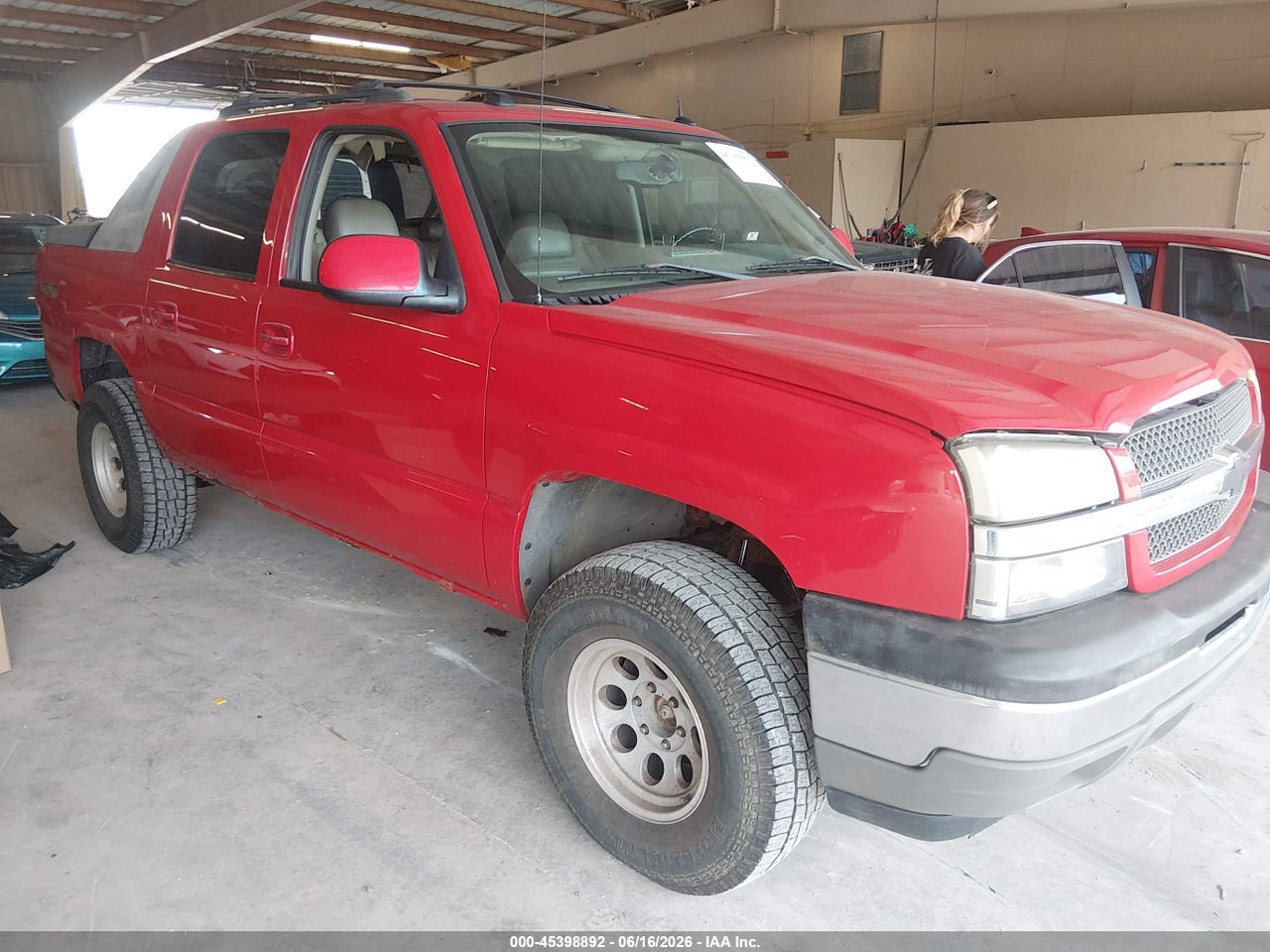 3GNEK12Z15G****** · 2005 CHEVROLET AVALANCHE 1500 LT