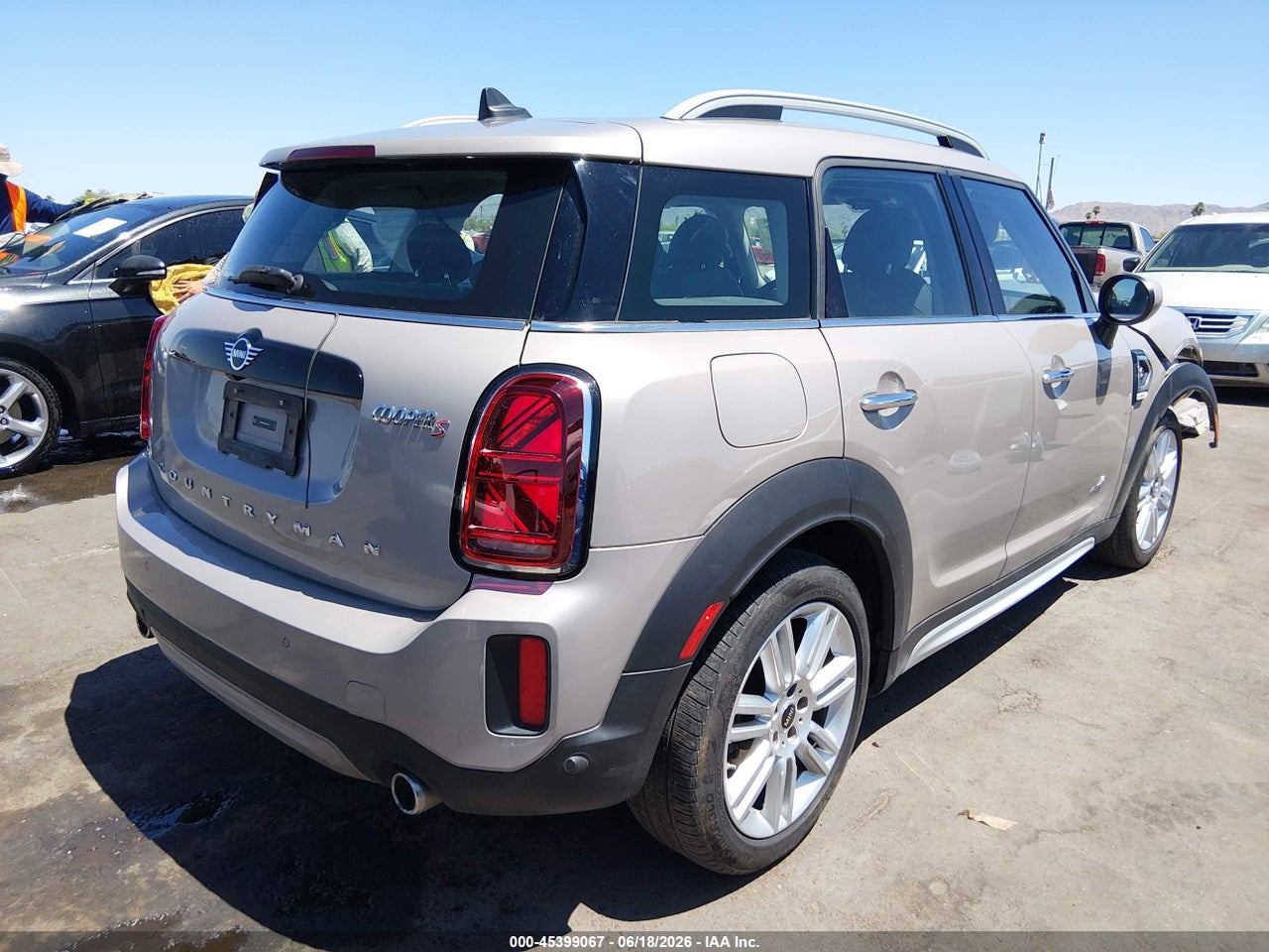 2024 MINI COUNTRYMAN COOPER S · 4/11