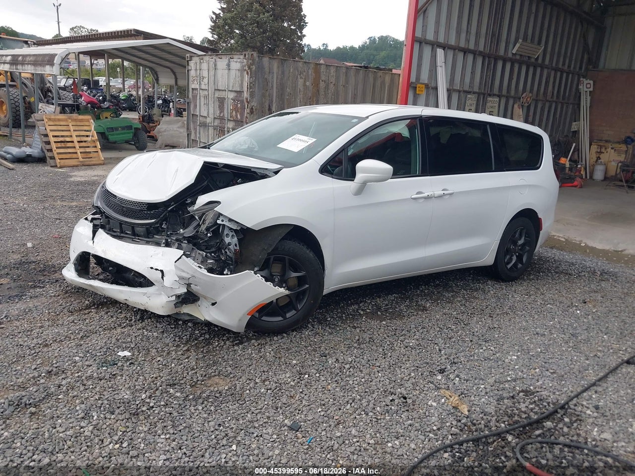 2019 CHRYSLER PACIFICA TOURING PLUS · 2/11