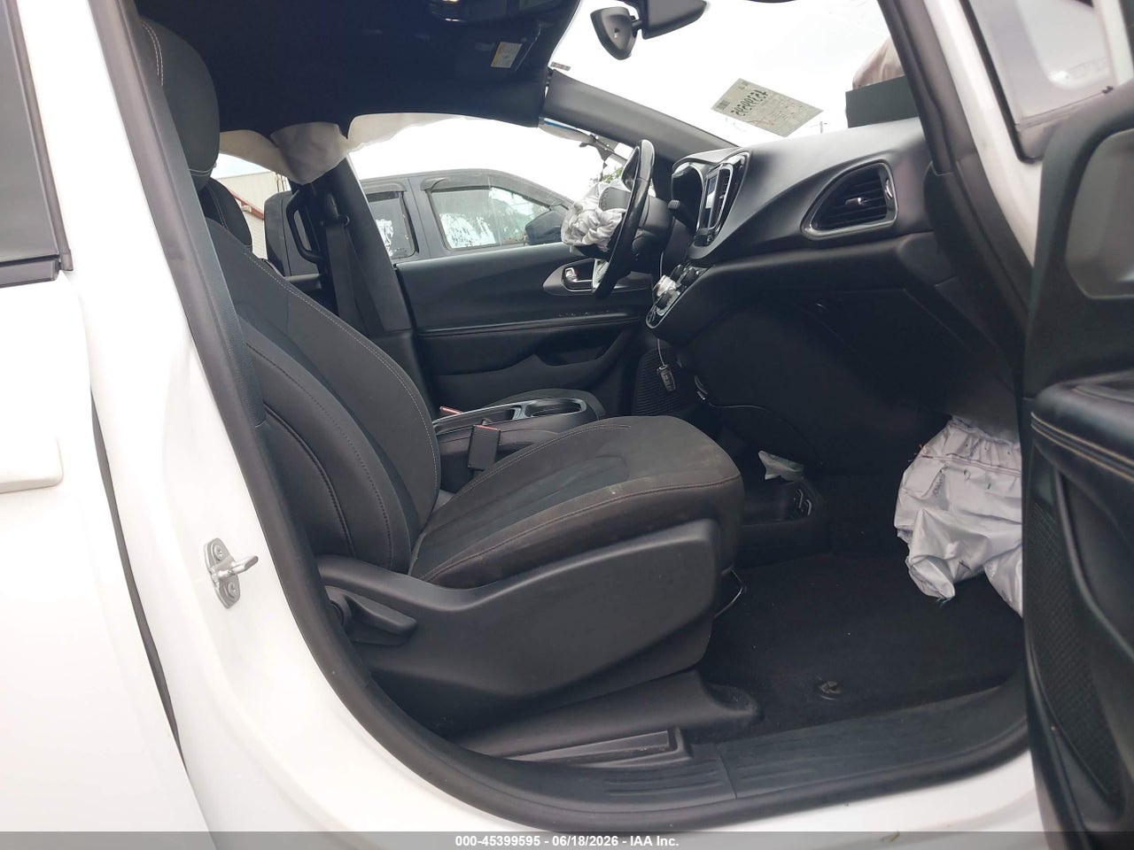 2019 CHRYSLER PACIFICA TOURING PLUS · 5/11